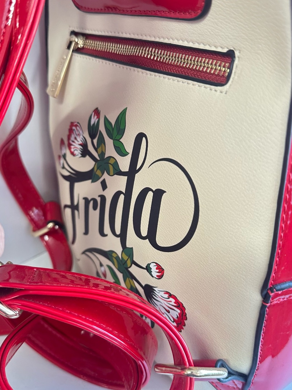 Cream Floral Backpack - Picture 4 of 6